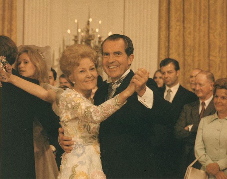 761px-Nixons_dancing_at_daughters_wedding_June_12_1971