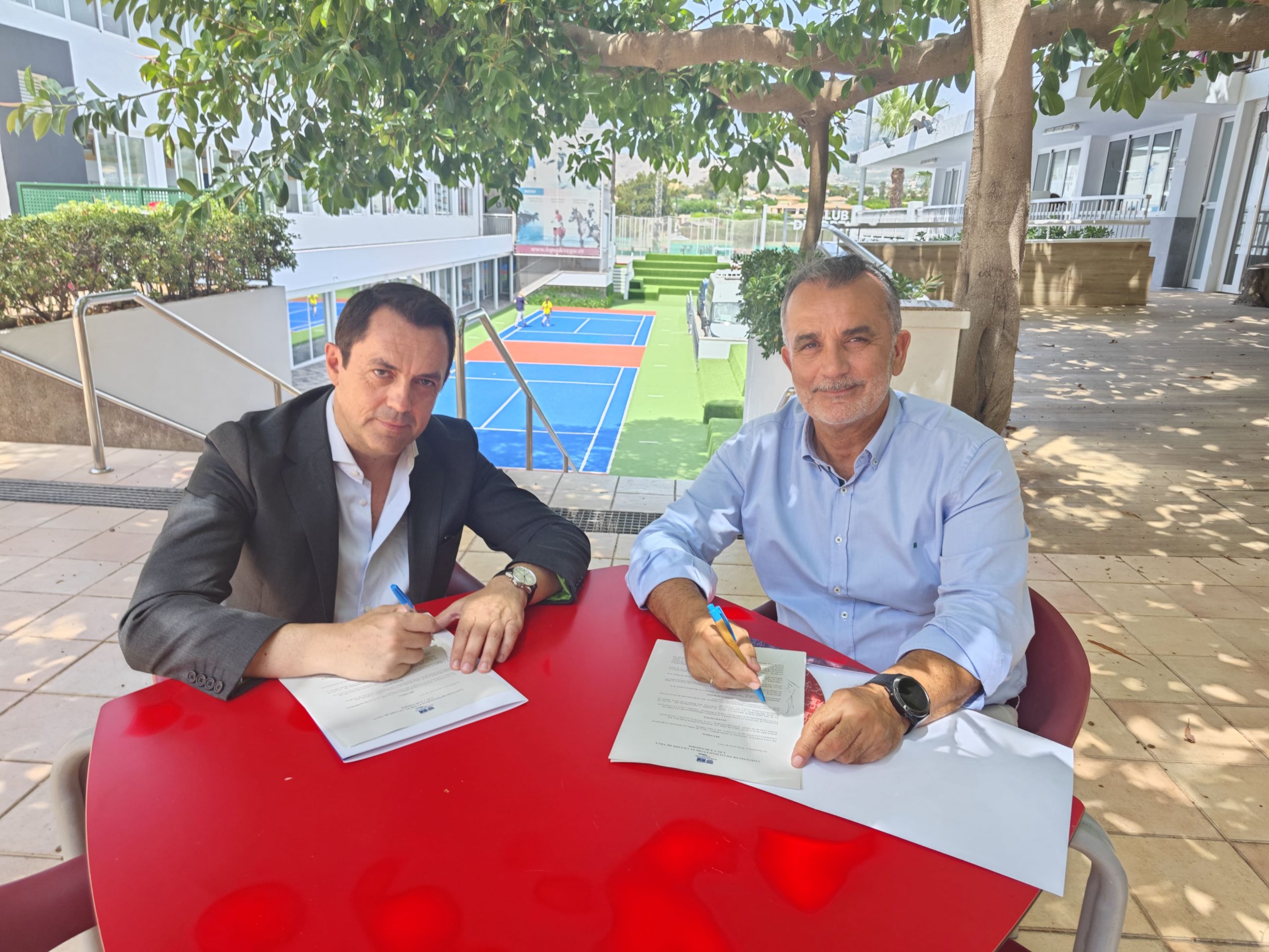 This summer the agreement was signed by which Club Deportivo Lope de Vega became a subsidiary of CF Benidorm for the next season 2023/2024.